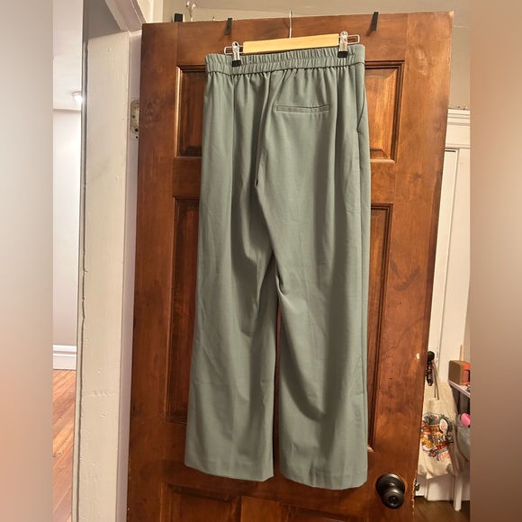 C By One Elastic Waistband professional slacks size M - Picture 2 of 4